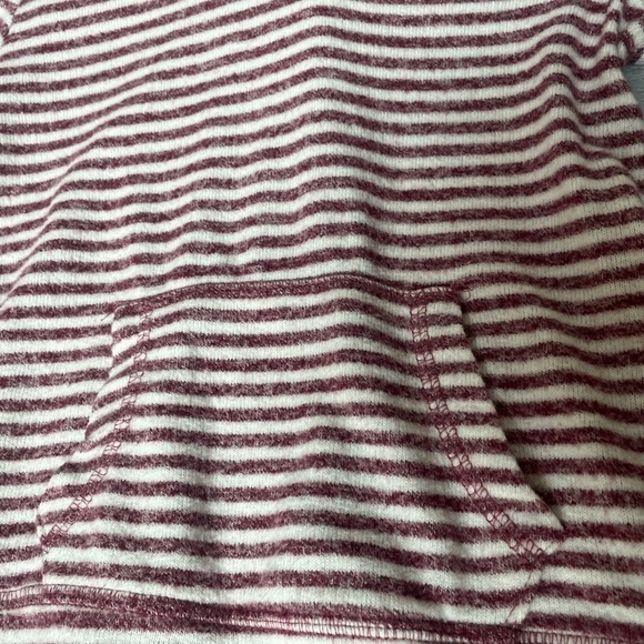 NINE1EIGHT Striped Fleece Hoodie - Picture 4 of 6